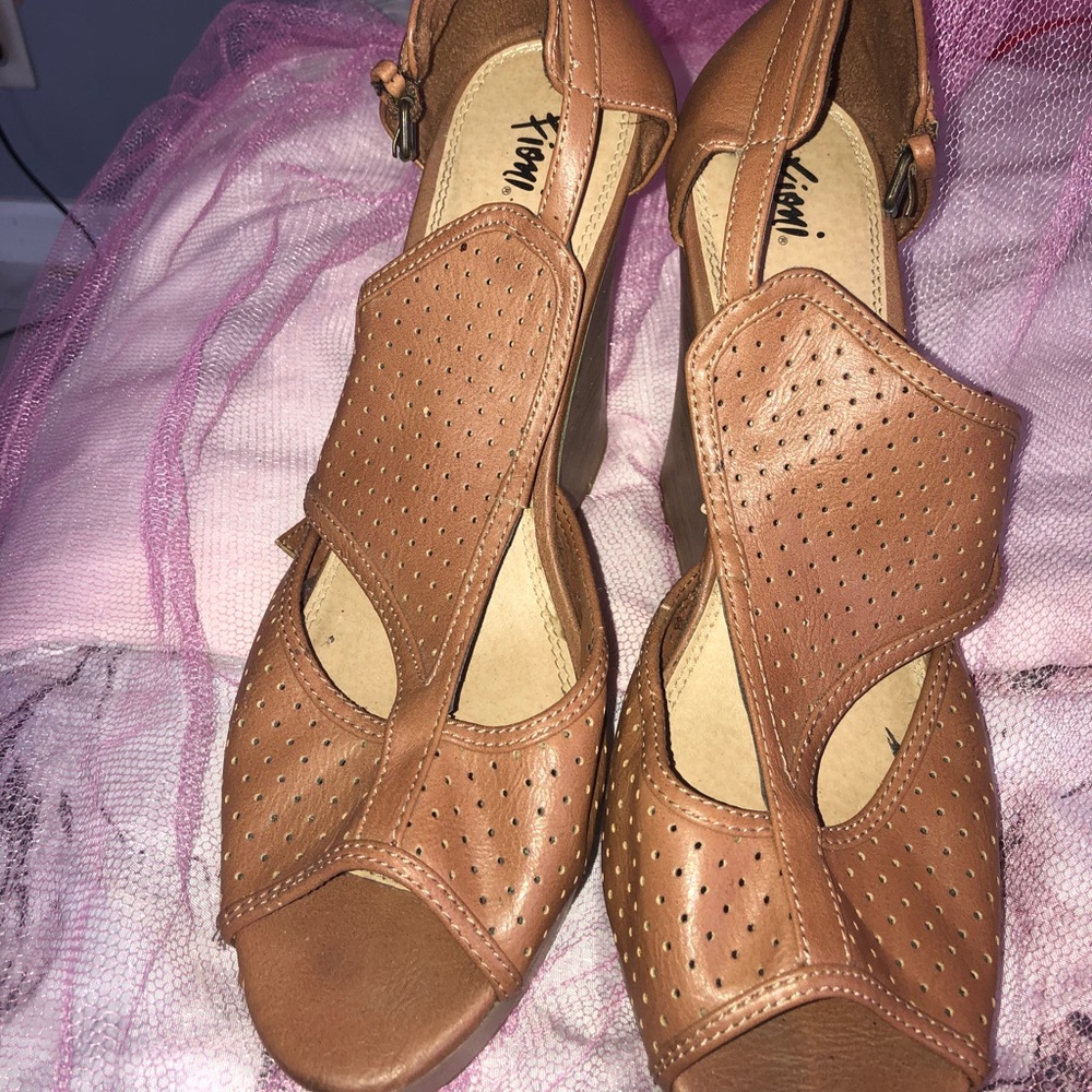 Nude/Brown Wedge Heels
